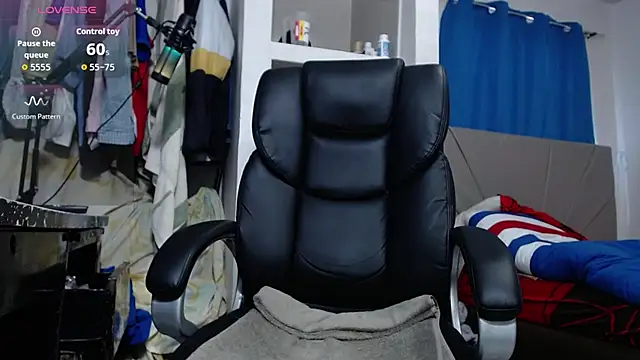 lewislamxxx hot online show from 10/02/25, 08:27