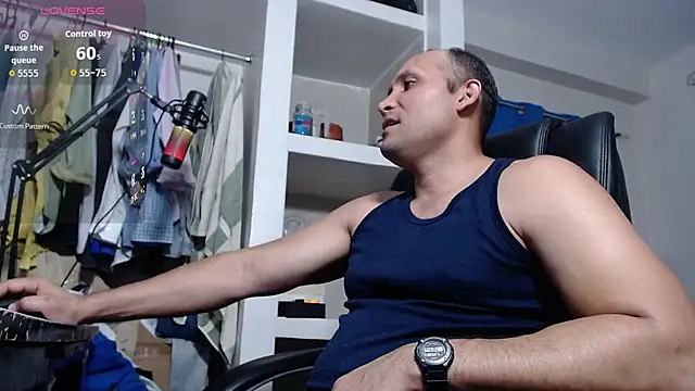 lewislamxxx hot online show from 11/08/25, 11:14