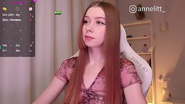 Snapshot of Annelitt chatting on 12/23/24, 04:28 Annelitt online show from 12/23/24, 04:28