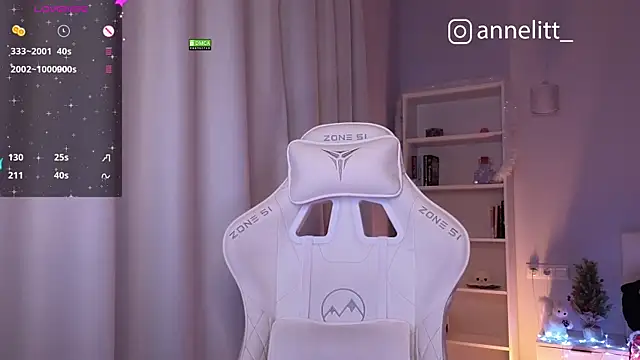 Snapshot of Annelitt chatting on 12/24/24, 08:05 Annelitt online show from 12/24/24, 08:05