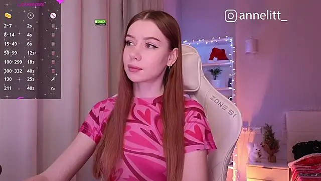 Snapshot of Annelitt chatting on 01/07/25, 07:28 Annelitt online show from 01/07/25, 07:28