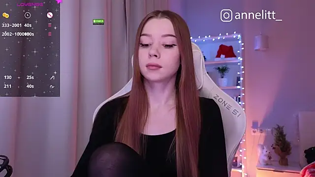 Snapshot of Annelitt chatting on 01/08/25, 05:59 Annelitt online show from 01/08/25, 05:59