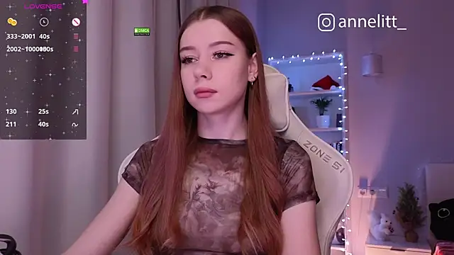Snapshot of Annelitt chatting on 01/12/25, 07:21 Annelitt online show from 01/12/25, 07:21