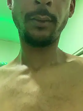 Snapshot of domigoodguy chatting on 12/15/24, 06:07 domigoodguy online show from 12/15/24, 06:07