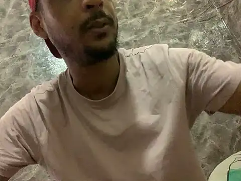 Snapshot of domigoodguy chatting on 02/04/25, 11:59 domigoodguy online show from 02/04/25, 11:59