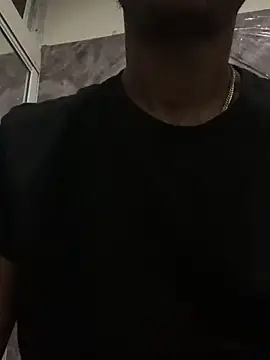 Snapshot of domigoodguy chatting on 03/04/25, 02:06 domigoodguy online show from 03/04/25, 02:06