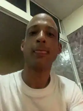 Snapshot of domigoodguy chatting on 03/10/25, 12:51 domigoodguy online show from 03/10/25, 12:51