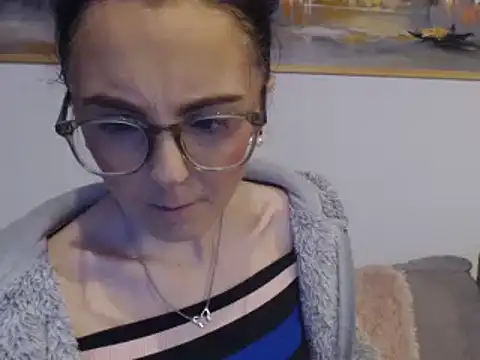 cleophee online show from 01/28/25, 07:11