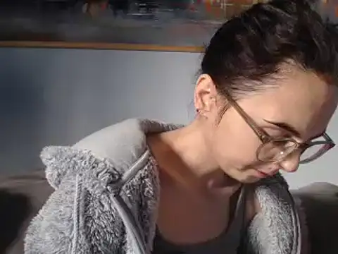 cleophee online show from 02/03/25, 10:03