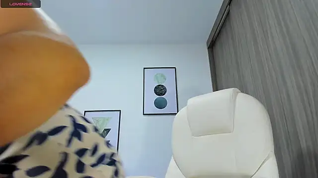 Snapshot of Paty37 chatting on 04/17/26, 11:52 Paty37 online show from 04/17/26, 11:52