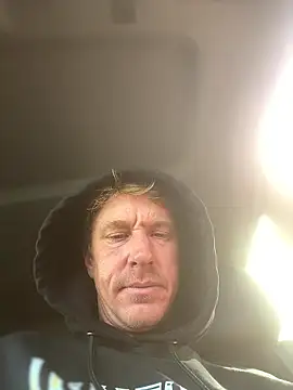 Snapshot of Dgamestrong chatting on 01/18/26, 08:01 Dgamestrong online show from 01/18/26, 08:01