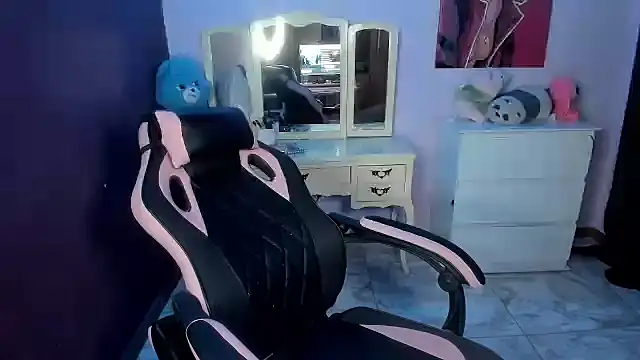 Tokyoseis online show from 09/12/25, 03:06