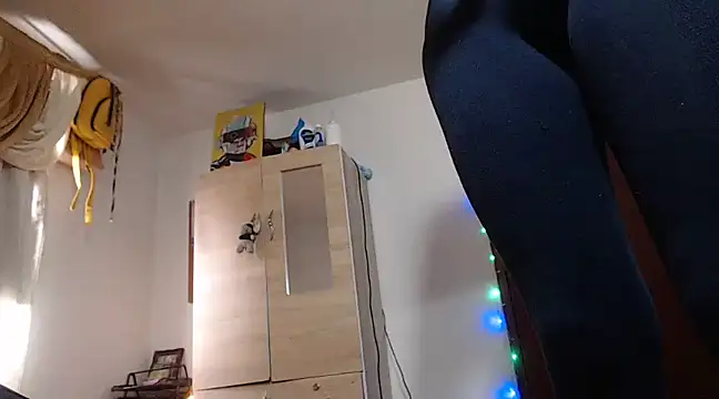 Snapshot of MARIANAWEED chatting on 02/25/25, 01:06 MARIANAWEED online show from 02/25/25, 01:06