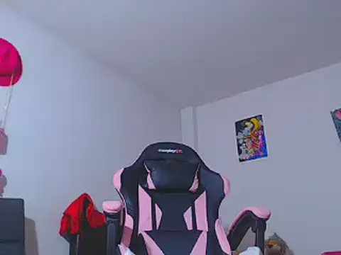 Snapshot of MARIANAWEED chatting on 02/01/26, 07:56 MARIANAWEED online show from 02/01/26, 07:56