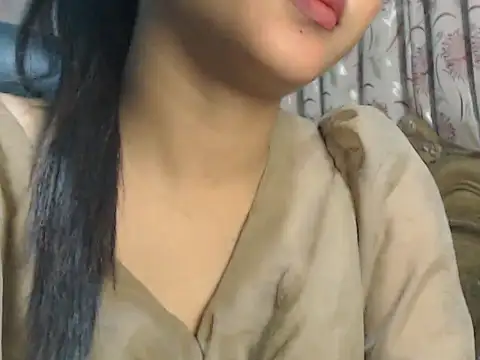 NancyRuvi online show from 12/22/24, 04:17