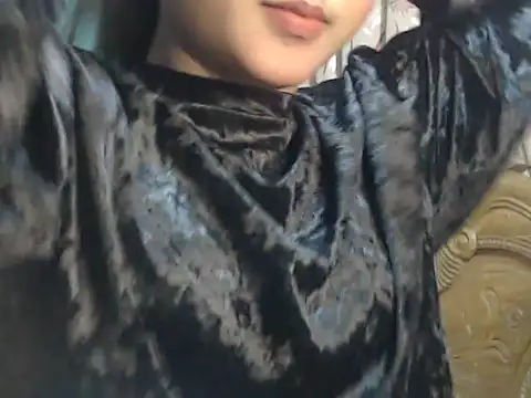 NancyRuvi online show from 12/24/24, 04:40