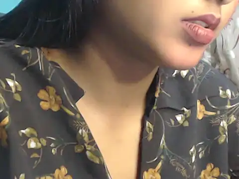 NancyRuvi online show from 01/28/25, 05:24