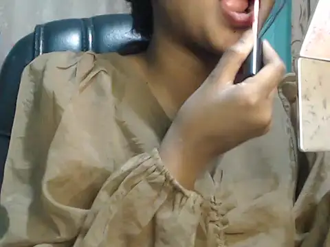 NancyRuvi online show from 02/13/25, 03:56