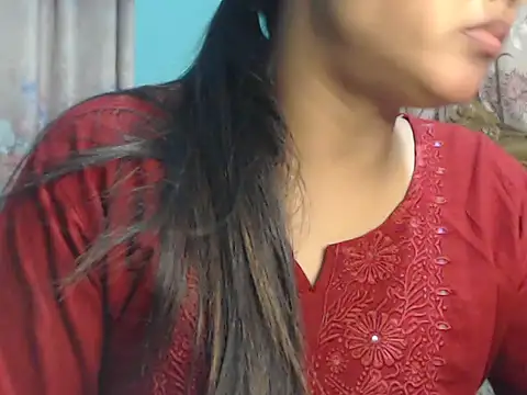 NancyRuvi online show from 09/26/25, 03:49