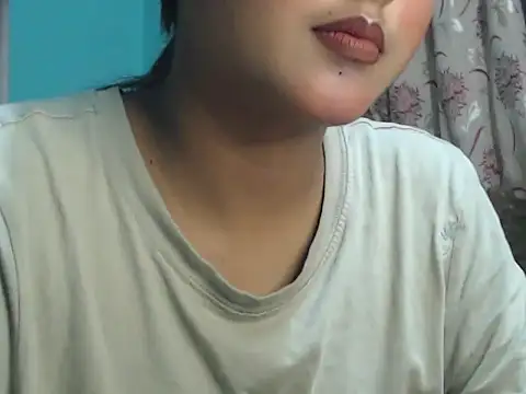 NancyRuvi online show from 10/13/25, 05:35