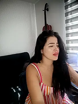 Aleska  Bell online show from 09/29/25, 02:33