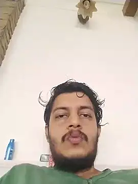 Snapshot of dzboy1994 chatting on 10/04/25, 05:05 dzboy1994 online show from 10/04/25, 05:05