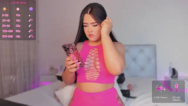 sophy champagne online show from 03/14/25, 08:42