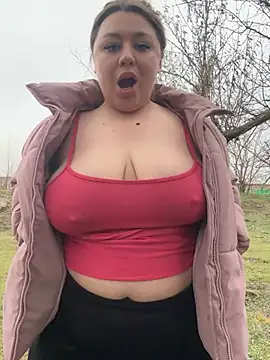 Sara Slow online show from 12/28/24, 01:17