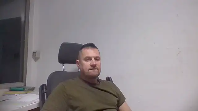 Snapshot of rabyto2 chatting on 02/01/25, 11:37 rabyto2 online show from 02/01/25, 11:37