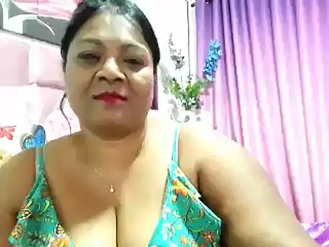 Snapshot of IndianDelia chatting on 03/22/25, 06:03 IndianDelia online show from 03/22/25, 06:03