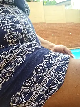 Snapshot of IndianDelia chatting on 09/11/25, 01:22 IndianDelia online show from 09/11/25, 01:22