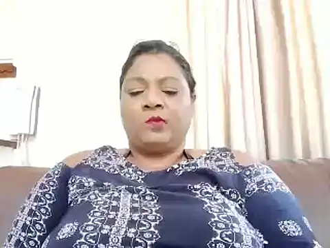 Snapshot of IndianDelia chatting on 09/27/25, 08:19 IndianDelia online show from 09/27/25, 08:19