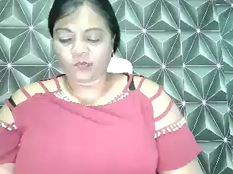 Snapshot of IndianDelia chatting on 11/02/25, 07:27 IndianDelia online show from 11/02/25, 07:27