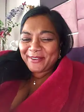 Snapshot of IndianDelia chatting on 04/23/26, 01:13 IndianDelia online show from 04/23/26, 01:13