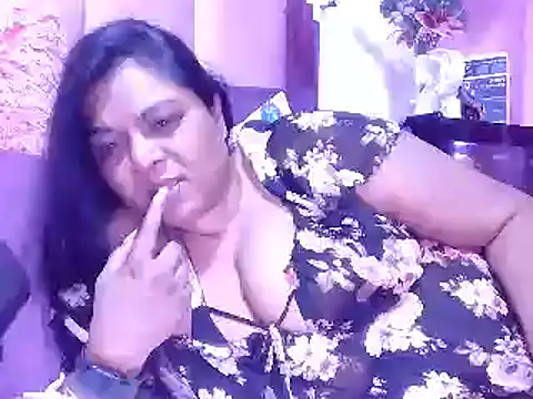 Snapshot of IndianDelia chatting on 07/15/26, 06:02 IndianDelia online show from 07/15/26, 06:02