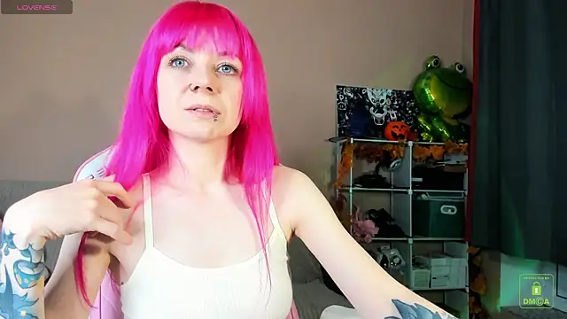 Snapshot of AmyRose6969 chatting on 11/08/25, 05:07 AmyRose6969 online show from 11/08/25, 05:07