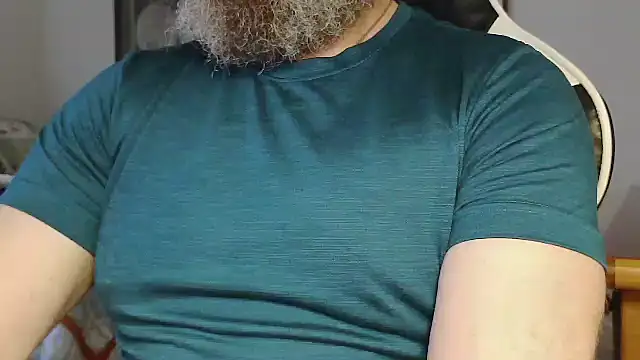 Snapshot of usdirtymikee9 chatting on 04/17/26, 10:13 usdirtymikee9 online show from 04/17/26, 10:13