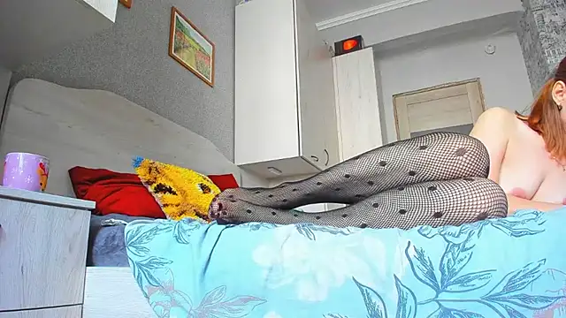 Snapshot of DUSSY_PUSSY chatting on 02/21/25, 06:29 DUSSY PUSSY online show from 02/21/25, 06:29