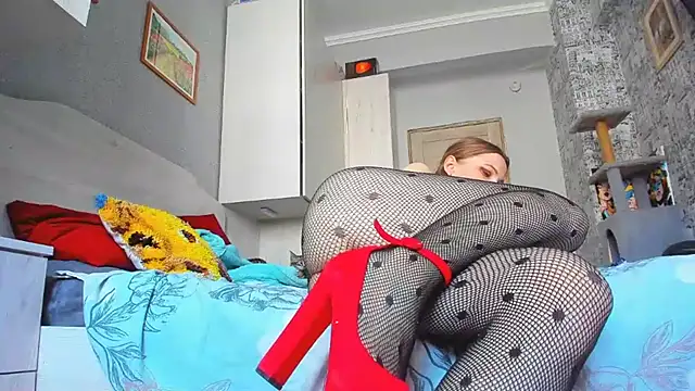 Snapshot of DUSSY_PUSSY chatting on 02/21/25, 09:34 DUSSY PUSSY online show from 02/21/25, 09:34