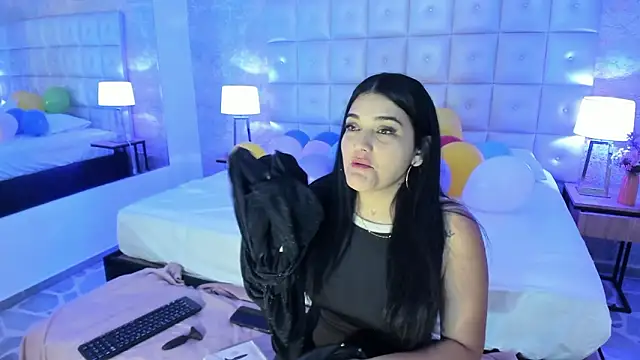 Snapshot of Maddysex_ chatting on 03/09/26, 11:36 Maddysex online show from 03/09/26, 11:36