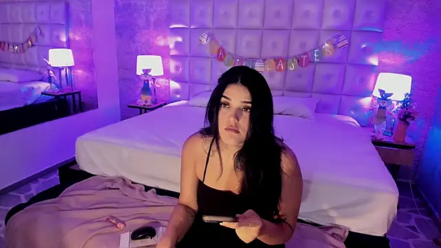 Snapshot of Maddysex_ chatting on 03/31/26, 11:32 Maddysex online show from 03/31/26, 11:32