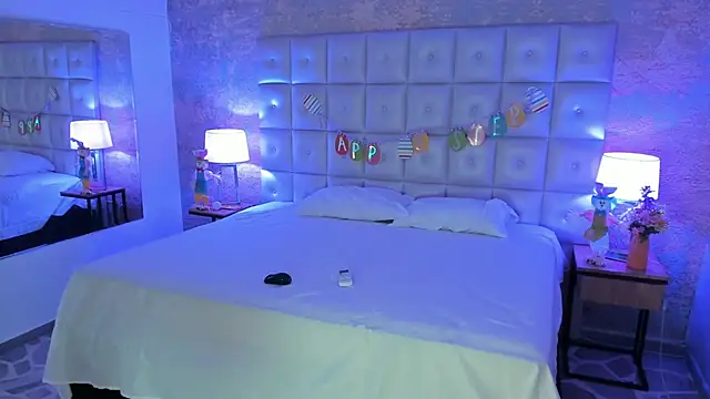 Snapshot of Maddysex_ chatting on 04/12/26, 11:37 Maddysex online show from 04/12/26, 11:37