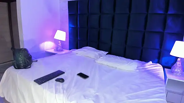Snapshot of Maddysex_ chatting on 04/27/26, 11:52 Maddysex online show from 04/27/26, 11:52