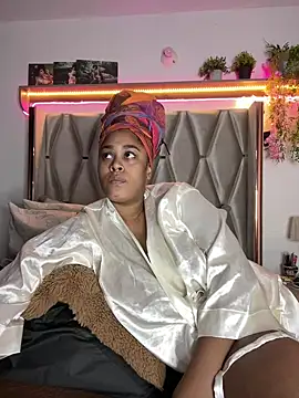 Snapshot of africa_xxx chatting on 01/28/25, 12:05 africa xxx online show from 01/28/25, 12:05