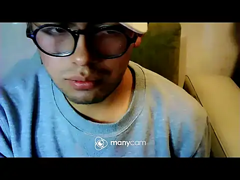 Snapshot of ernestotb20 chatting on 07/24/26, 02:53 ernestotb20 online show from 07/24/26, 02:53