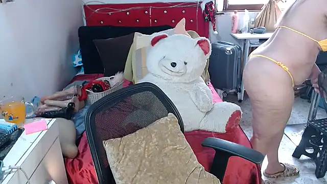 lucy belle bm online show from 03/21/25, 06:29