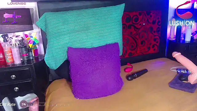 Snapshot of Keylibrown chatting on 12/12/24, 06:21 Keylibrown online show from 12/12/24, 06:21