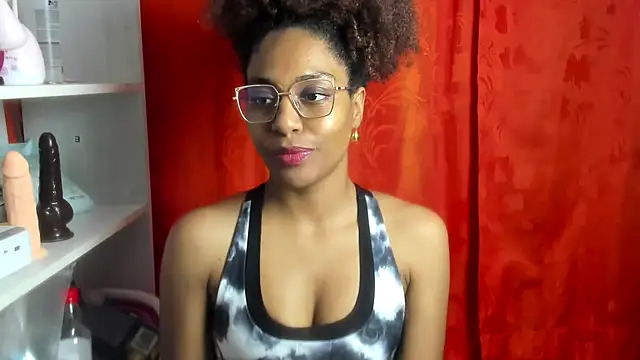 thaimy  online show from 05/22/26, 02:51