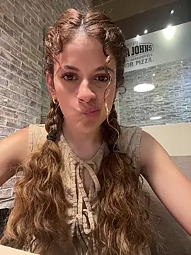 alana15 online show from 01/17/25, 09:17