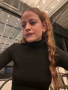 alana15 online show from 03/06/25, 12:43